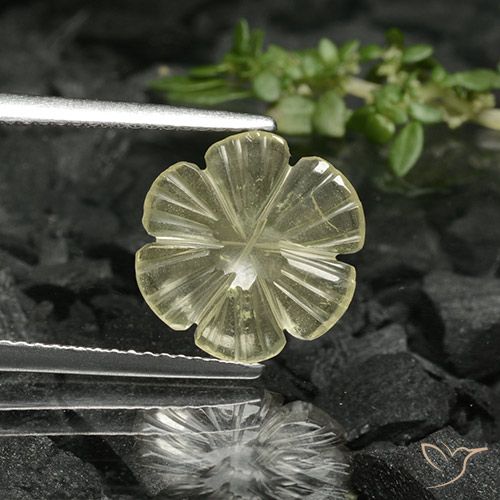 1.68ct 天然 中黄色 石英, 花形切割, 透明