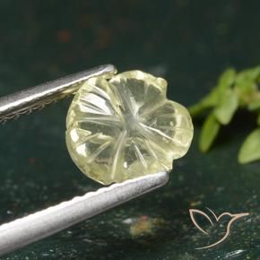 1.55克拉天然石英，花形切割，透明