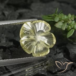 3.38克拉天然石英，花形切割，透明