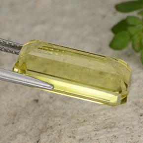 8.57克拉天然黄色石英，祖母绿式切割，17.7×8.1毫米，VVS-VS