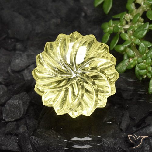 13.38ct 天然 浅玉米黄 石英, 花形切割, 透明