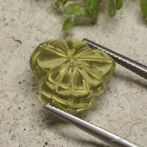 9.29克拉天然石英，花形切割，透明