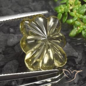 9.11克拉天然石英，花形切割，透明