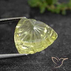 6.90克拉天然石英，胖三角形，透明