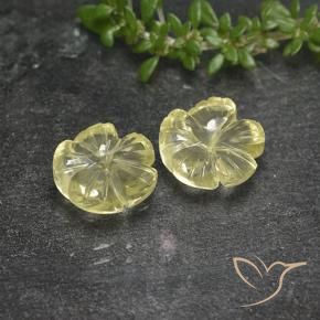 3.87克拉天然石英，花形切割，透明