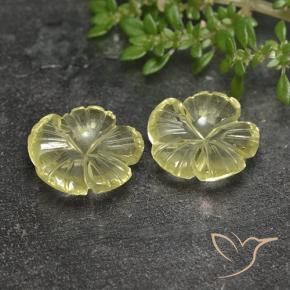 6.24克拉天然石英，花形切割，透明
