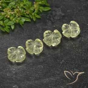 4.98克拉天然石英，花形切割，透明