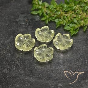 7.80克拉天然石英，花形切割，透明