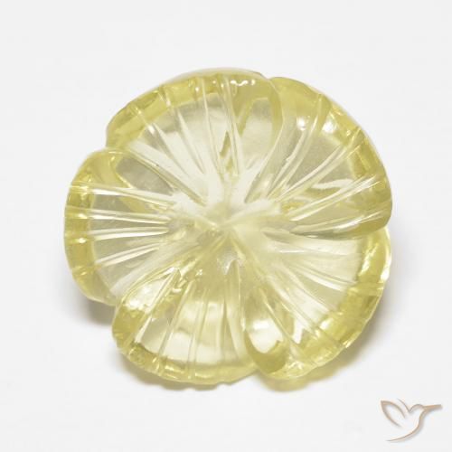 8.94克拉天然石英，花形切割，透明