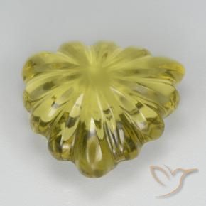 5.70克拉天然石英，胖三角形，透明