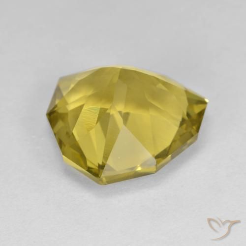 5.84克拉天然石英，胖三角形，VVS-VS