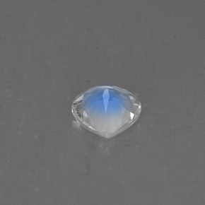 0.52克拉天然白色彩虹月光石，梨形，5.7×5.7毫米，VS