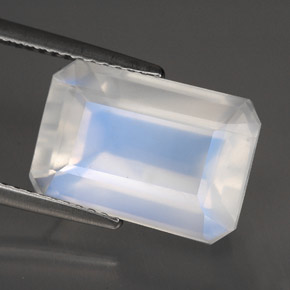 8.24克拉天然彩虹月长石，透明，透明/半透明