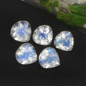 1.89天然白色彩虹月光石，梨形，4.9×4.8毫米，透明