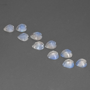 天然白色彩虹月光石，心形，4.1×4毫米，VVS-VS