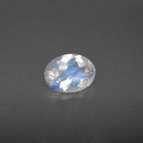 0.94克拉天然白色彩虹月光石，椭圆形切割，7.9×5.9毫米，VS-SI