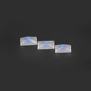 1.39天然白色彩虹月光石，长方形切工，6.2×4毫米，VS