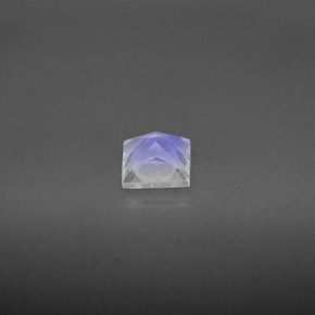 0.62克拉天然白色彩虹月光石，方形，5×4.9毫米，VS