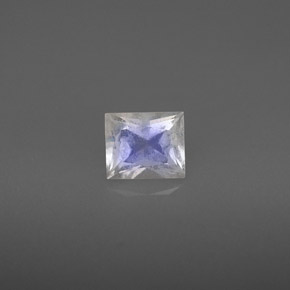 0.83克拉天然白色彩虹月光石，长方形切工，6×5.1毫米，VS-SI