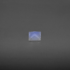 0.30克拉天然白色彩虹月光石，方形，4.1×4.1毫米，VS