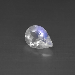 0.95克拉天然白色彩虹月光石，梨形，8.2×6毫米，VS