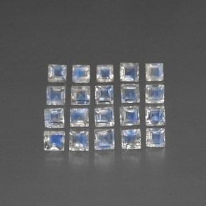 3.19天然白色彩虹月光石，透明，3.2×3.1毫米，透明/半透明