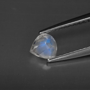 0.30克拉天然白色彩虹月光石，透明，5×4.9毫米，透明/半透明