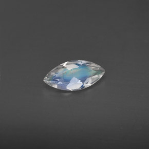 0.30克拉天然彩虹月光石，透明，7.9×3.8毫米，透明/半透明