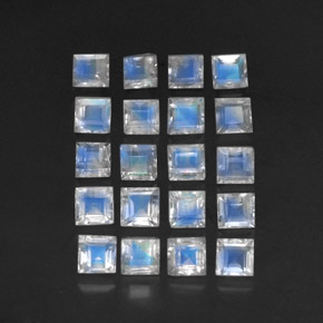 3.88天然彩虹月光石，透明，3.2×3.1毫米，透明/半透明