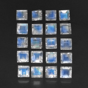 3.88天然彩虹月光石，透明，3.2×3.1毫米，透明/半透明