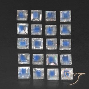 3.64克拉天然彩虹月长石，正方形，透明/半透明