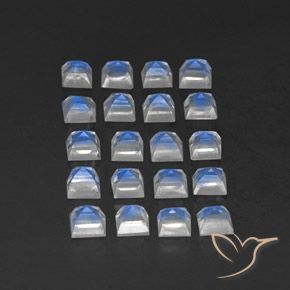 3.64克拉天然彩虹月长石，正方形，透明/半透明