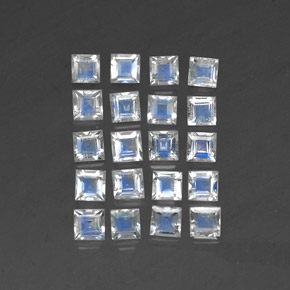 天然白色彩虹月光石，方形，3.2×3.2毫米，透明