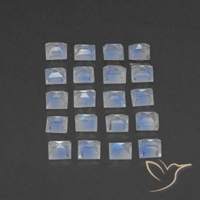 2.53天然白色彩虹月光石，方形，3.1×3.1毫米，透明
