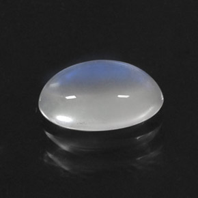 1.09克拉天然白色彩虹月光石，椭圆形切割，8.4×5.2毫米，透明