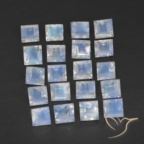 2.84克拉天然彩虹月长石，正方形，透明