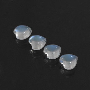 天然白色彩虹月光石，心形，5×4.9毫米，透明