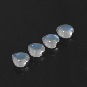天然白色彩虹月光石，心形，5×4.9毫米，透明