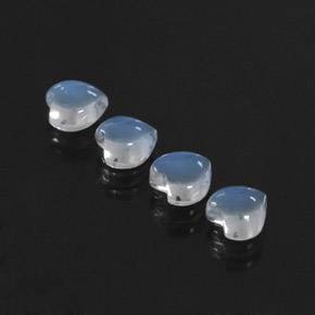 天然白色彩虹月光石，心形，5×4.9毫米，透明
