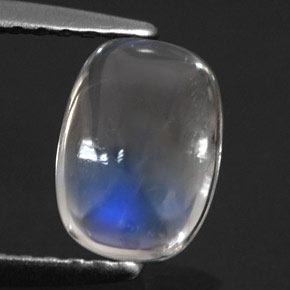 0.90克拉天然白色彩虹月光石，垫形剪裁，7.5×5.9毫米，透明