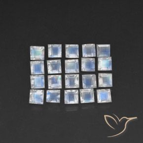 3.74ctw 天然 蓝白色 彩虹月长石, 正方形, 透明
