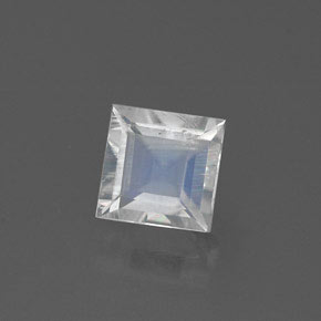 0.47克拉天然白色彩虹月光石，方形，4.8×4.8毫米，透明