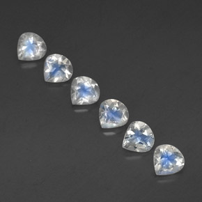 2.37天然白色彩虹月光石，梨形，5.2×5.2毫米，透明