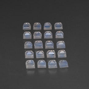 3.89天然白色彩虹月光石，方形，3.3×3.1毫米，透明