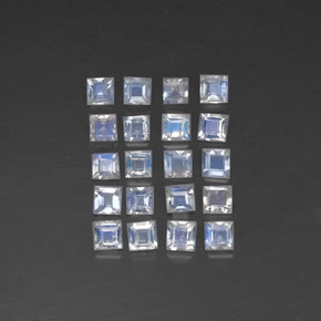 2.11天然白色彩虹月光石，方形，2.9×2.8毫米，透明
