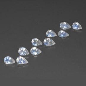 天然白色彩虹月光石，梨形，5.7×3.9毫米，透明