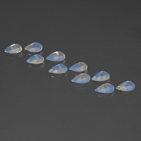 天然白色彩虹月光石，梨形，6×4毫米，透明