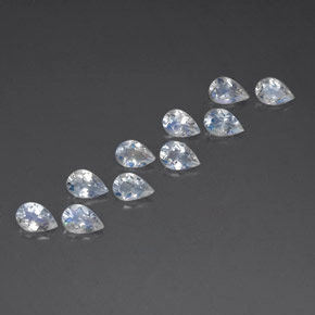 天然白色彩虹月光石，梨形，6×4.1毫米，透明