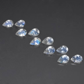 天然白色彩虹月光石，梨形，6×4毫米，透明