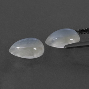 天然白色彩虹月光石，梨形，9.2×6.1毫米，透明